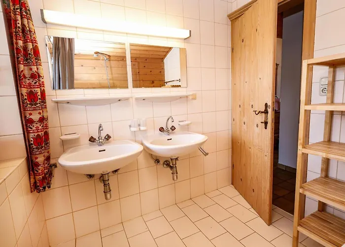 Mueller Nr 1 Und 2 * Kirchberg en Tyrol